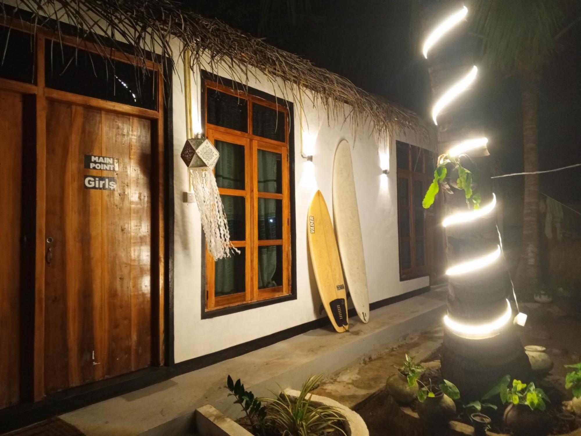 Surfing Lion Hostel آروغام المظهر الخارجي الصورة
